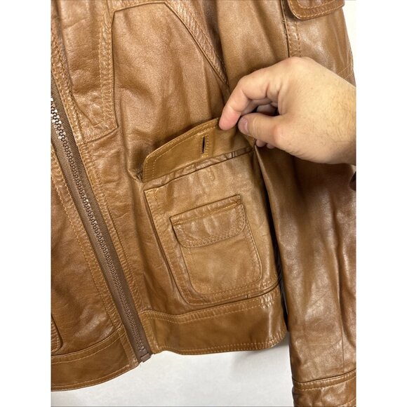 Vintage The Bay 100% Leather Jacket Men 36 Tan Bomber Style 70s Hippie - Picture 5 of 9